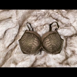 NEW Victoria’s Secret Very Sexy Lace Bra BOGO-READ DESCRIPTION